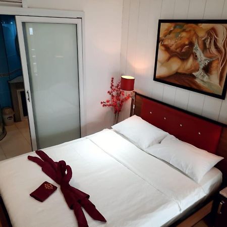 Swiss Food Restaurant And Room For Rent Pattaya Exterior photo