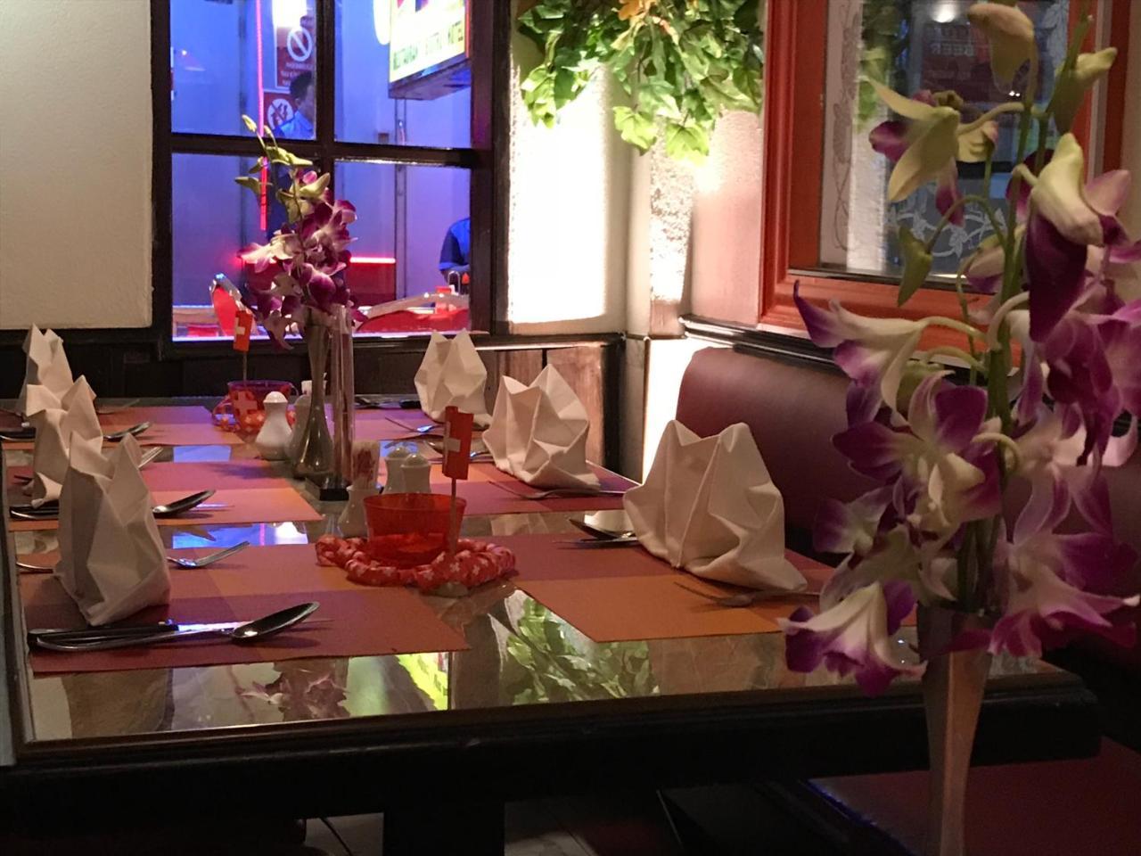 Swiss Food Restaurant And Room For Rent Pattaya Exterior photo